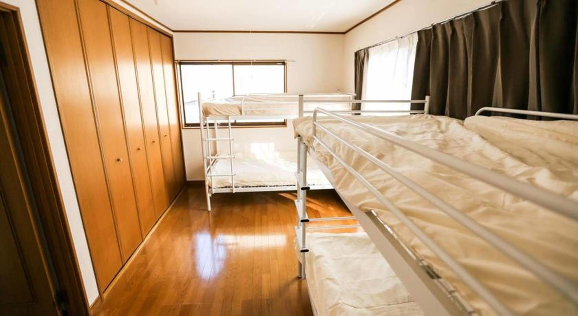 J'S Backpackers Hostel Токио Екстериор снимка